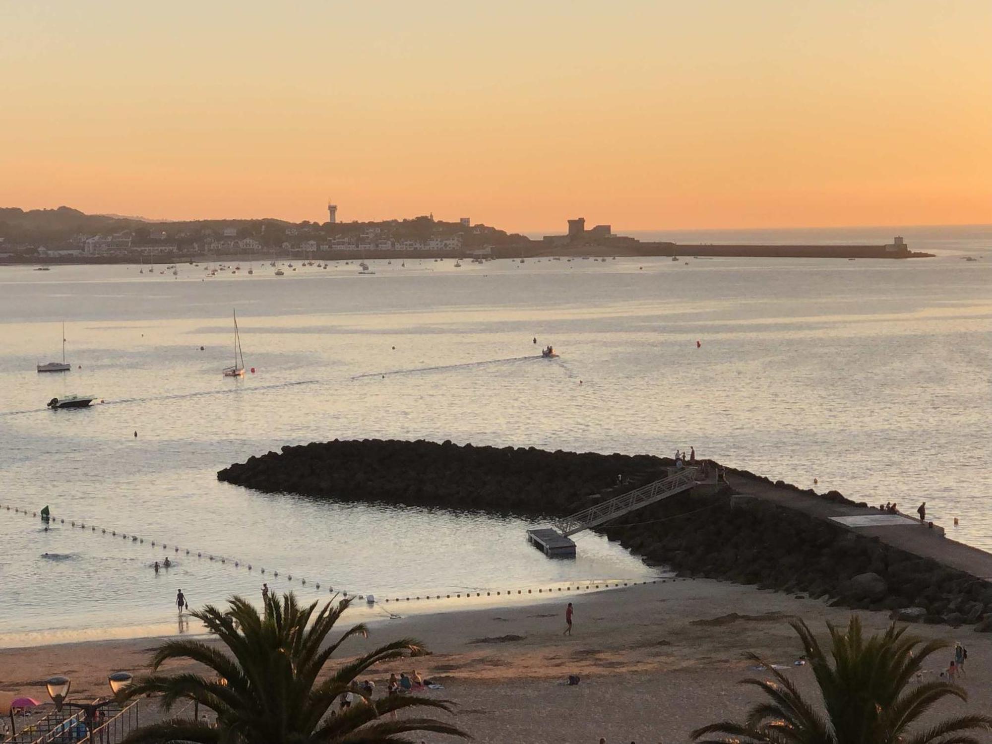 Spacieux Appartement Vue Ocean Et Rhune Saint-Jean-de-Luz Bagian luar foto